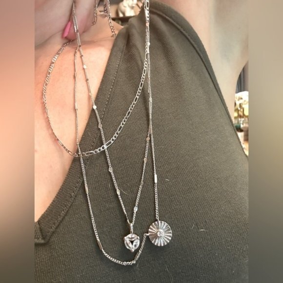 2/$50✨Boho necklace set - Picture 1 of 3